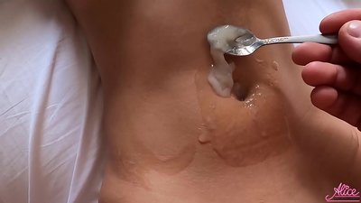 Chuqur Ot va Ehtirosli Jinsiy Aloqa Yaqin Planda - Yegan Sperma